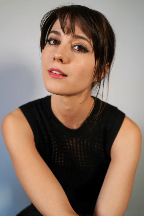 Mary Elizabeth Winstead actress celebrity pale brunette 2k 4k