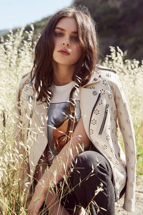 Odeya Rush women model actress brunette dark hair Israeli