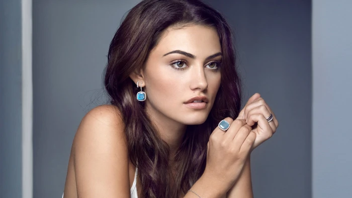 Phoebe Tonkin women brunette actress hazel eyes