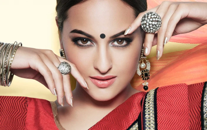 Sonakshi Sinha Bollywood Actress HD celebrities