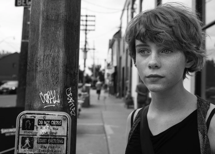 Sophia Lillis monochrome looking away freckles actress