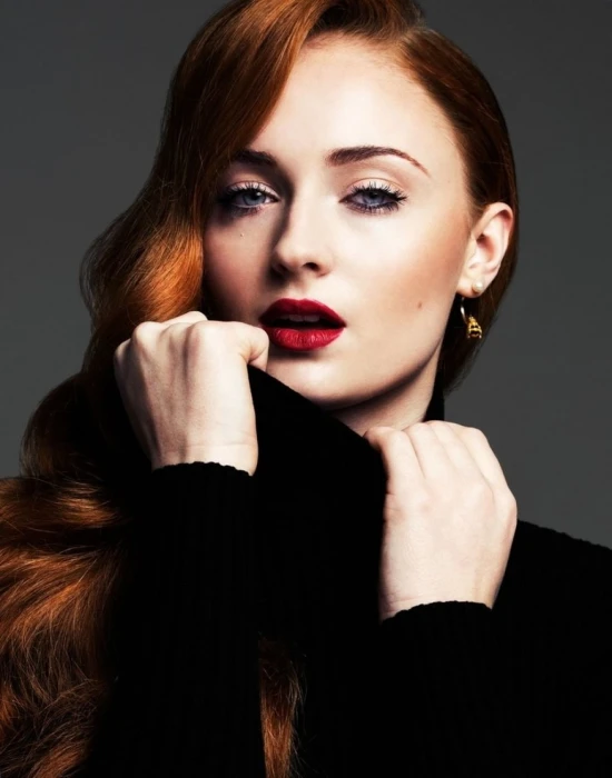Sophie Turner actress blue eyes redhead earring red lipstick