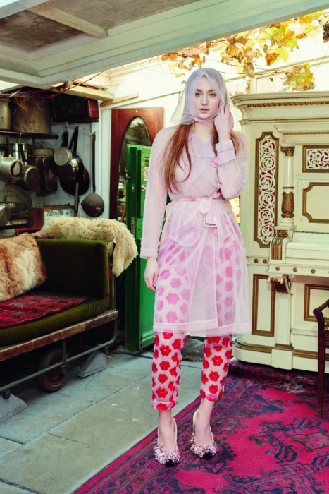 Sophie Turner redhead actress blue eyes one person full length