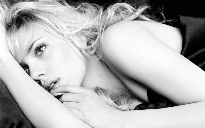 Scarlett Johansson women actress monochrome