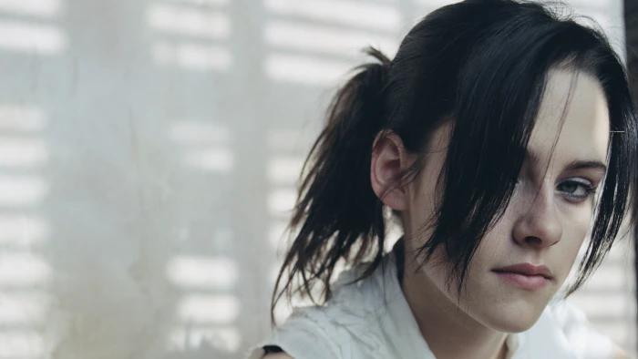 women actress black hair Kristen Stewart 2k