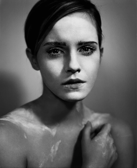 women actress brunette portrait display face