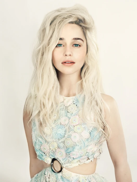 women actress Emilia Clarke portrait blond hair beauty