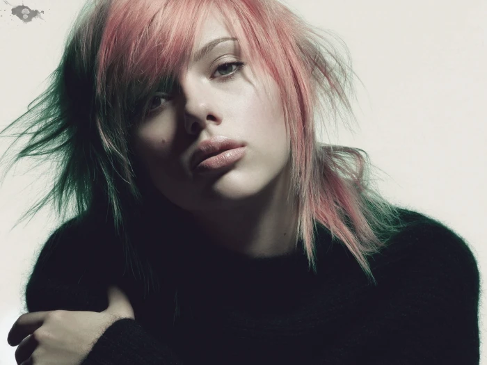 women's black top Scarlett Johansson actress celebrity hair