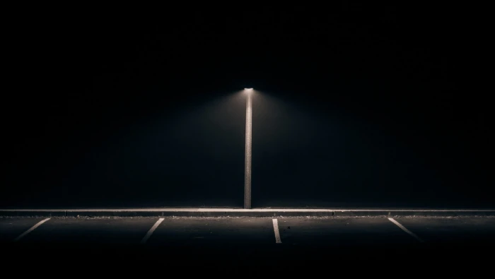 white post lamp dark minimalism black background photography 2k