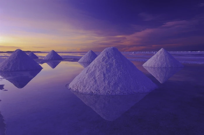 Sea Salt Salar de Uyuni desert water Bolivia reflection 2k