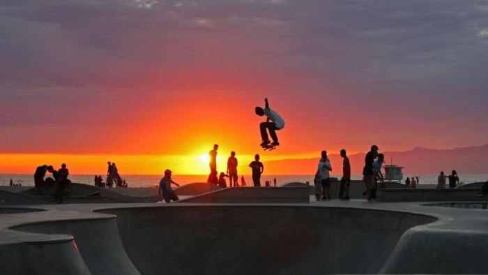 skateboarding venice beach california people nature sunset 2k
