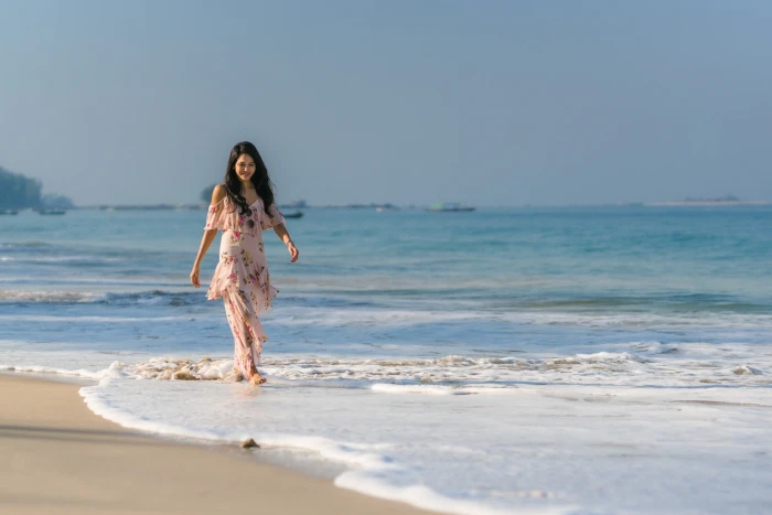 beach women outdoors Asian model sea land water full length 2k