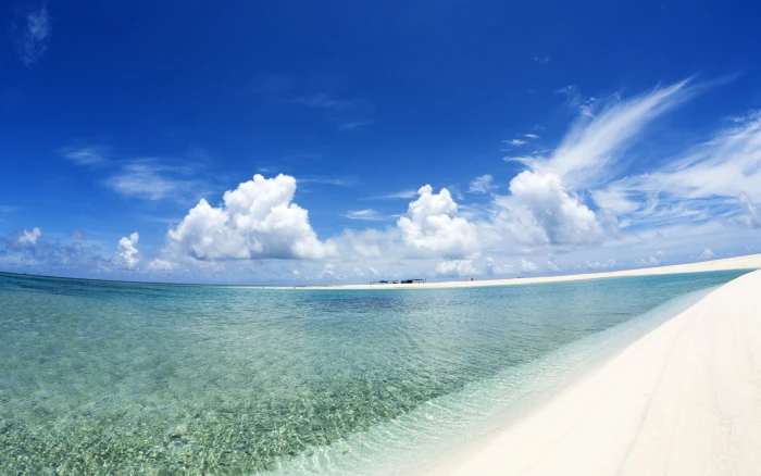 Blue sky and white clouds beach 2k