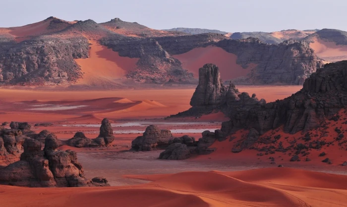 nature Sahara Algeria desert rock dune landscape red 2k