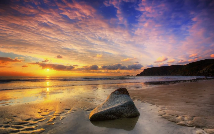 Beach sunset sun sea cloudy sky stone 2k