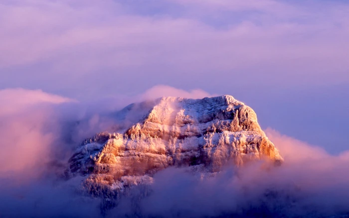 MAC OS Snow Leopard brown mountain covered with snow nature photography 2k