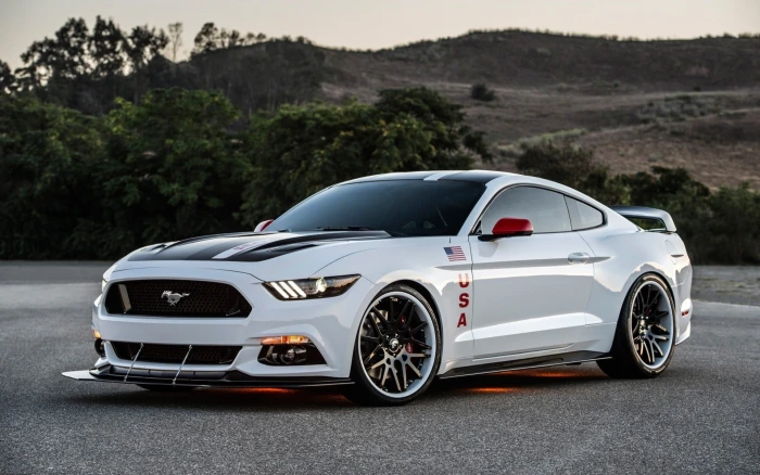 white Ford Mustang GT Apollo Edition 2k
