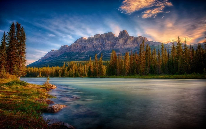 landscape photo of body water and trees nature mist mountains 2k