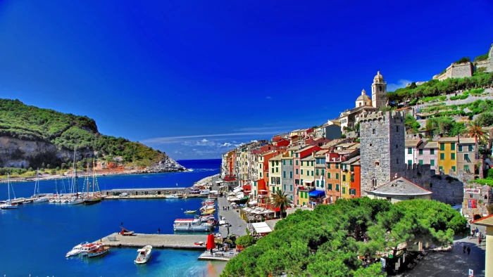 architecture travel sky city building tourism europe 2k