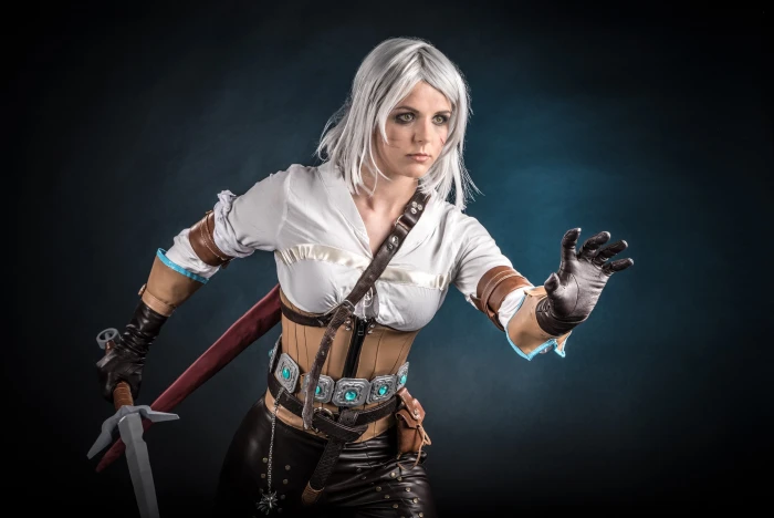 girl sword blood game The Witcher woman ken wolf blade 2k
