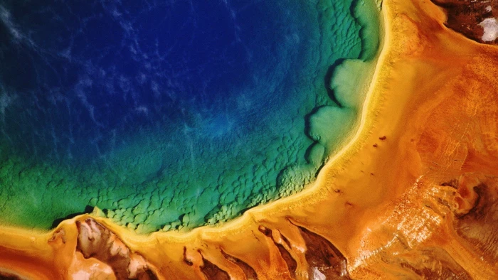 body of water photo nature Yellowstone National Park beauty in 2k