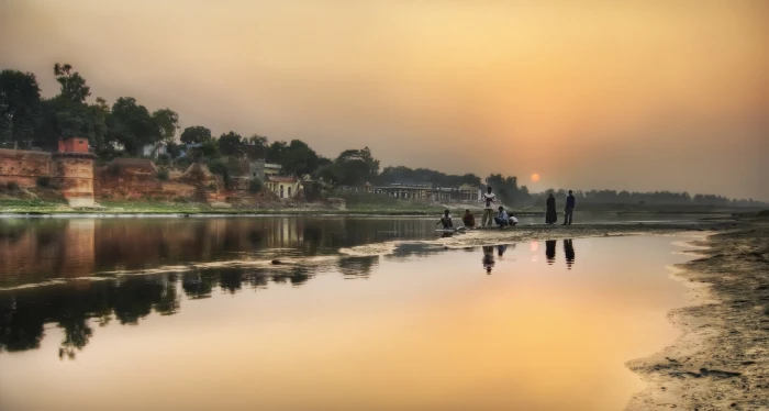beach people India water reflection sky tree plant sunset 2k 4k