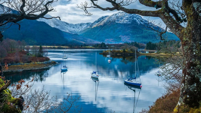 landscape nature sailboats lake mountains reflection Scotland 2k