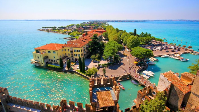 Beach italy garda lake 2k