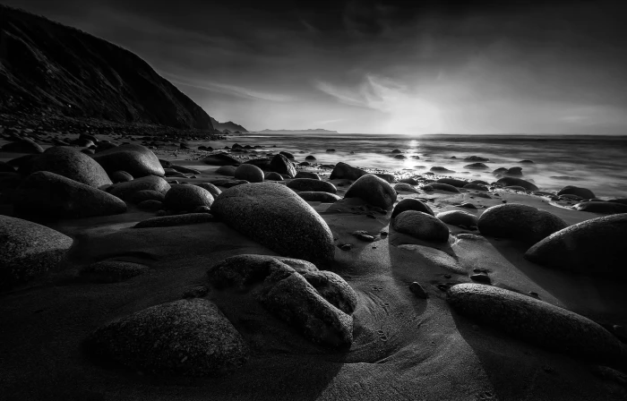 grayscale wallpaper rocks landscape blanco y negro sunset 2k