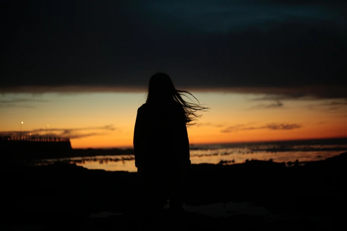 silhouette of girl night hair wind sunset women people 2k 4k 5k