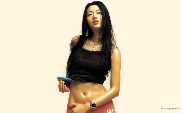 Jun Ji hyun South Korean Actress women black crop top 2k