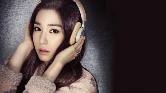 SNSD Girls Generation Korean Tiffany Hwang Asian women model 2k