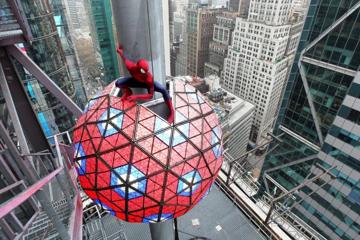 Spider Man cityscape superhero movies 2k