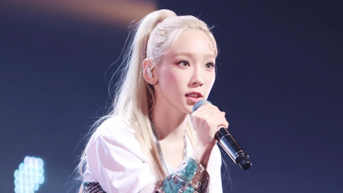 SNSD Taeyeon Kim singer K pop Asian Korean women 2k 4k 5k