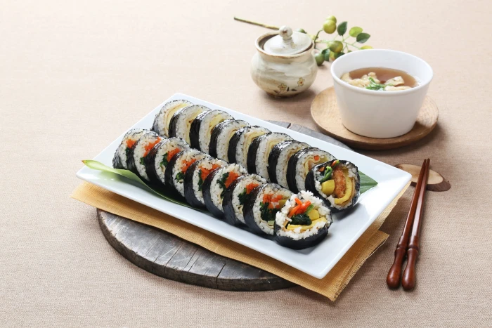 sushi on plate food photography korean kim rice yeongdeungpo very 2k