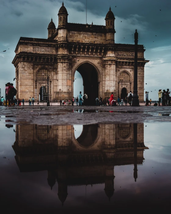 photo of India Gate Gateway under blue sky morning 2k