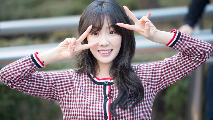 SNSD Taeyeon Kim singer K pop Asian Korean women 2k 4k