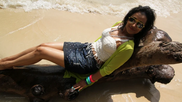 trisha indian celebrities girls desi one person adult 2k 4k