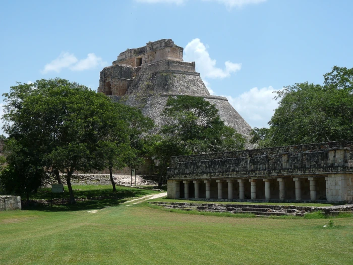 gray landmark scenery during daytime Mexico Maya Ruins old Ruin 2k 4k