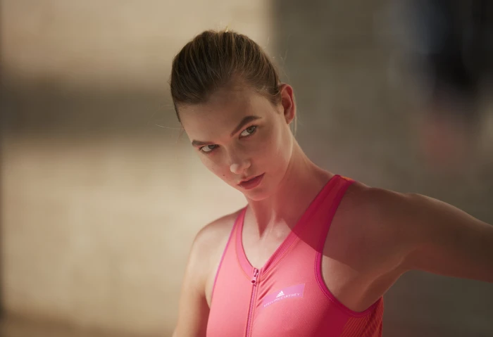 karlie kloss celebrities girls hd model exercising 2k 4k 5k 8k