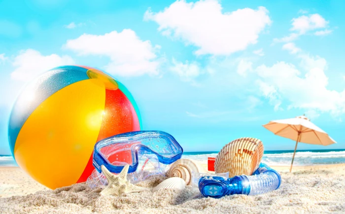 Summer Holiday yellow red and blue beach ball Seasons Summertime 2k 4k 5k