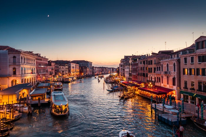 Venice Italy Canal Grande at Night architecture boats city 2k 4k 5k