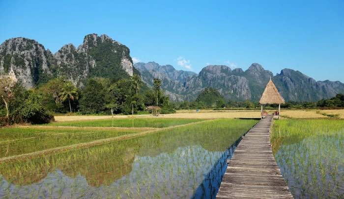 laos vang vieng popular hotels tara villa the scenery 2k 4k 5k