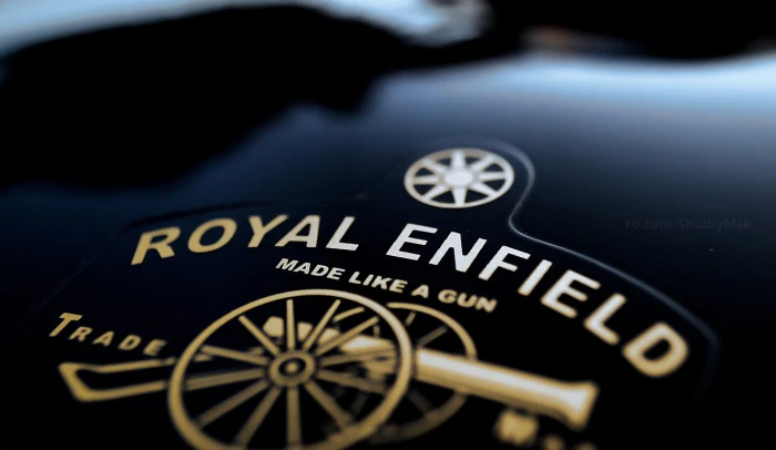 logo macro Royal Enfield 2k