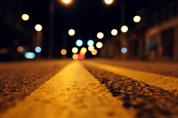 Asphalt night road lights bokeh Macro 2k
