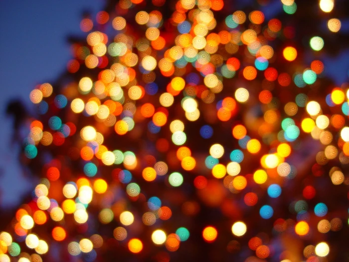 Holiday Christmas Bokeh Lights 2k