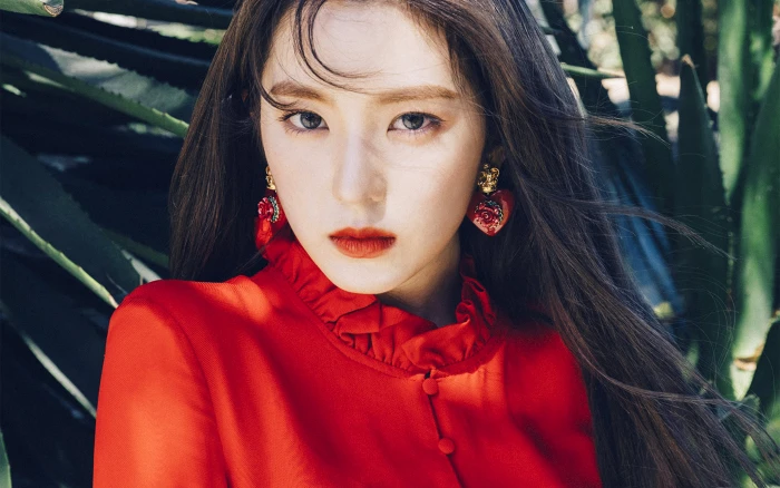 red velvet girl kpop summer bokeh portrait looking at camera 2k 4k