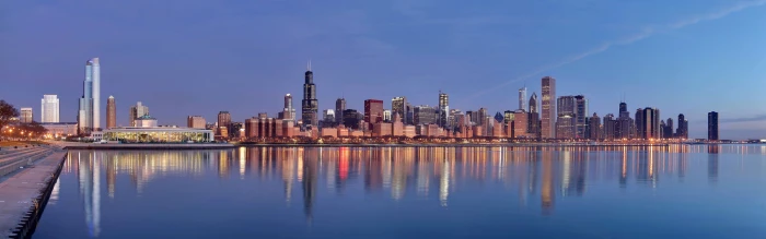 skyline photo of a city Chicago Illinois USA reflection multiple display widescreen dualmonitor dualscreen 2k 4k