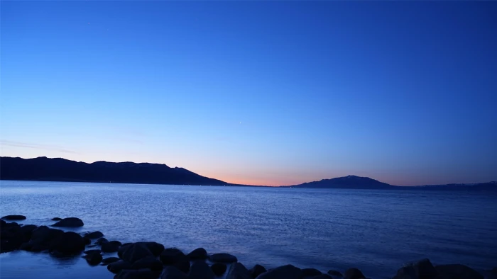 The Peaceful Lake 2k 4k