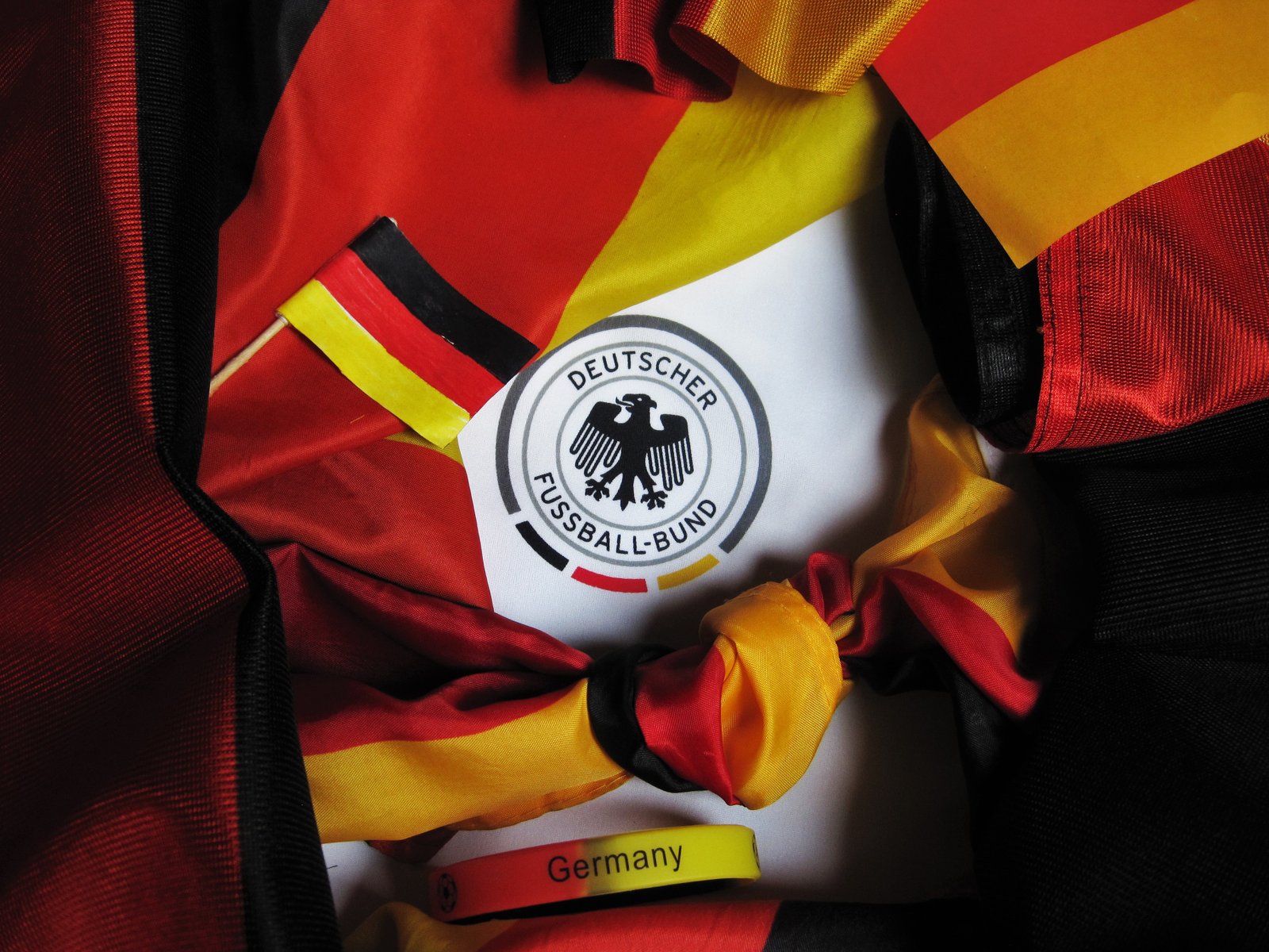 Deutcher Fussball Bund logo football europameisterschaft germany flag 2k